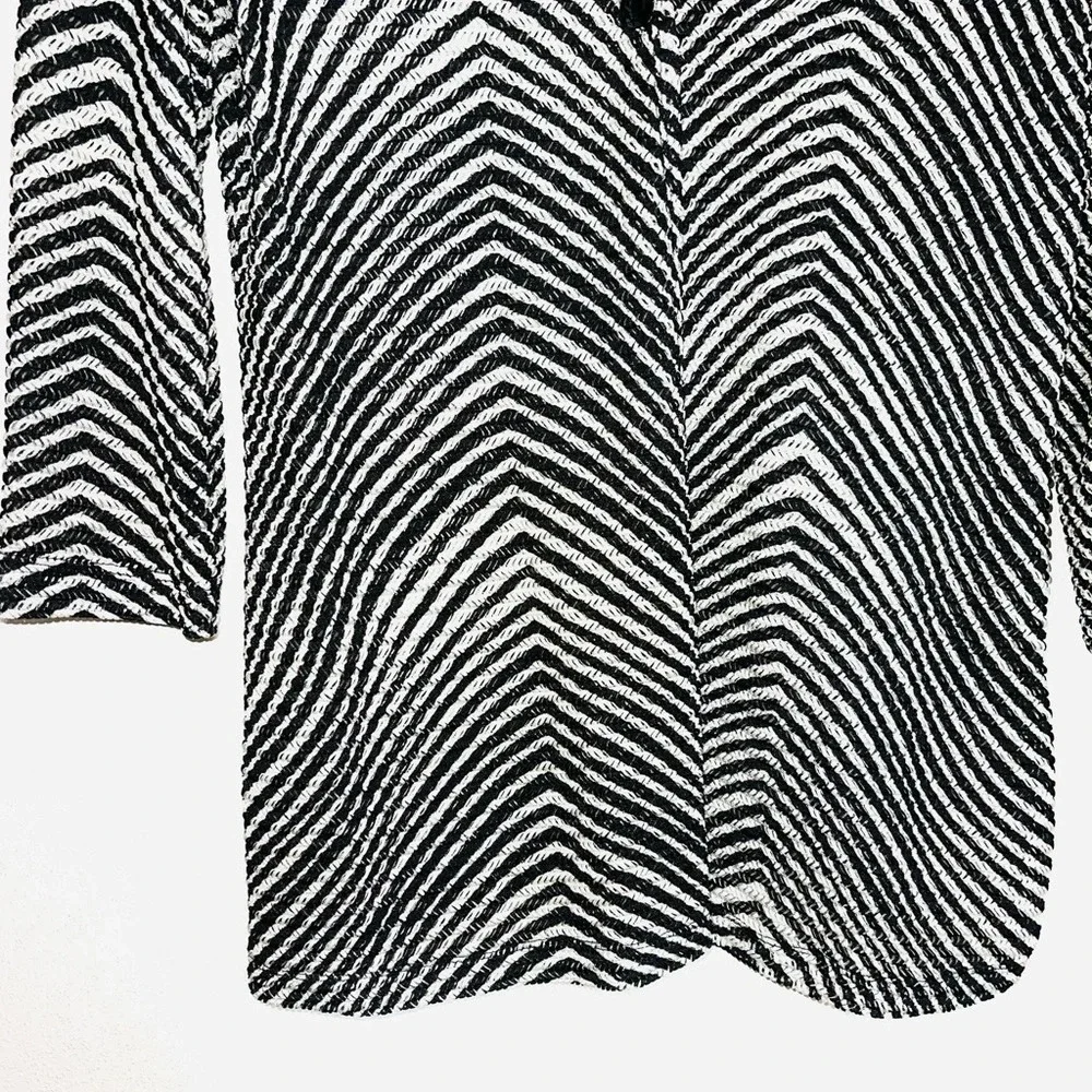 Chico’s Cardigan Black & White Striped Button Thin Semi-sheer 0 Small Women’s